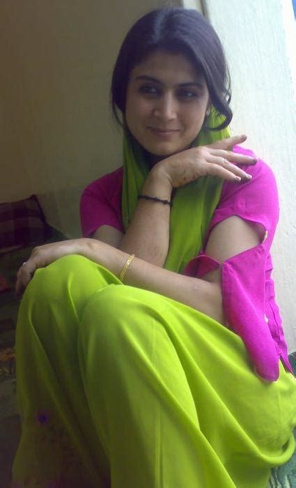 Latest Desi Girls Fans Latest Girls Latest Pictures School Girls From