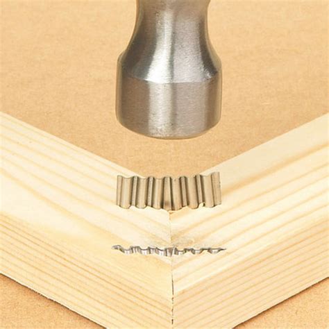 China W Series Corrugated Fasteners For Furnituring China Nail Corrugated Staples