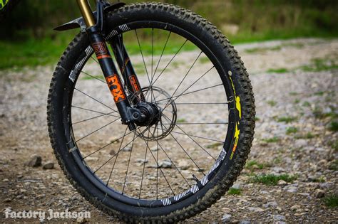 E Trs Race Carbon Wheels Review Factory Jackson Factory Jackson