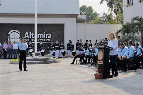 Preside Alma Laura Ampar N Ceremonia Del Aniversario De La