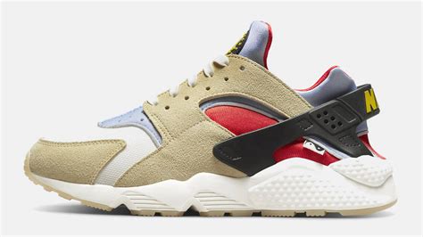 Nike Air Huarache Men’s Sneakers in Lemon Drop/Sail/Light Marine/Off Noir