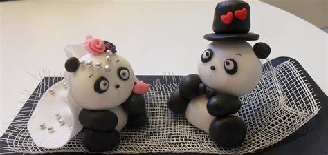 Pandas Wedding Cake Topper Decorated Cake By Clara Cakesdecor