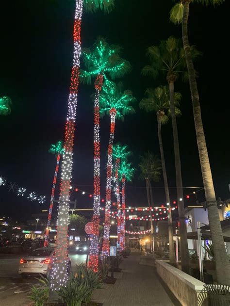 San Diego mall lights : r/ChristmasLights