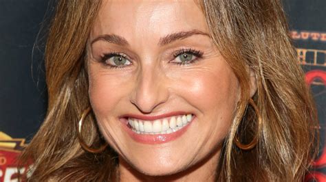 The Canned Tomato Brand Giada De Laurentiis Swears By For Sauces