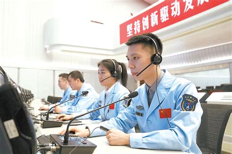 北京航天飞控中心青年科技人才群体连夺22次国字号重大航天任务全胜 北京市 神舟 高健 新浪新闻