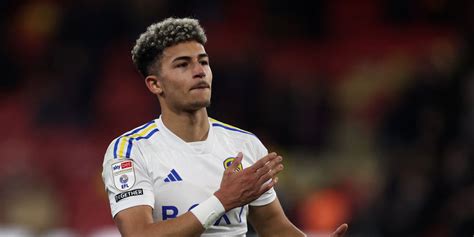 Leeds In Pole Position To Sign Fast Efl Star Who D Be A Dream For Joseph