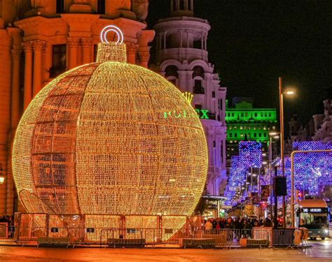 Madrid Encender El Alumbrado Navide O El De Noviembre Con Autobuses