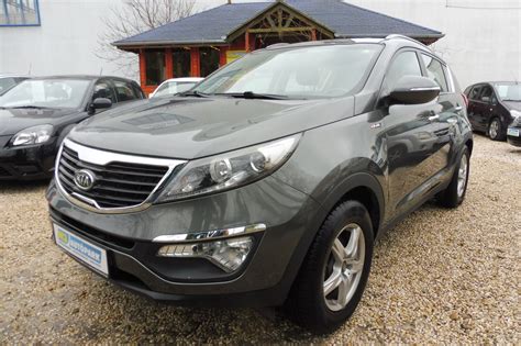 Használtautó adás vétel kia sportage 2 0 CVVT Motion 4WD 2010 benzin