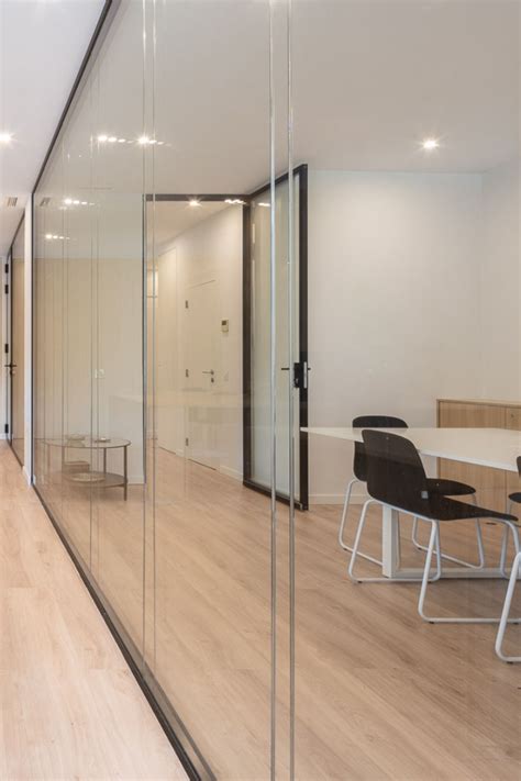 Castilho Offices Lisbon By Contacto Atlântico Arquitectos Small Space