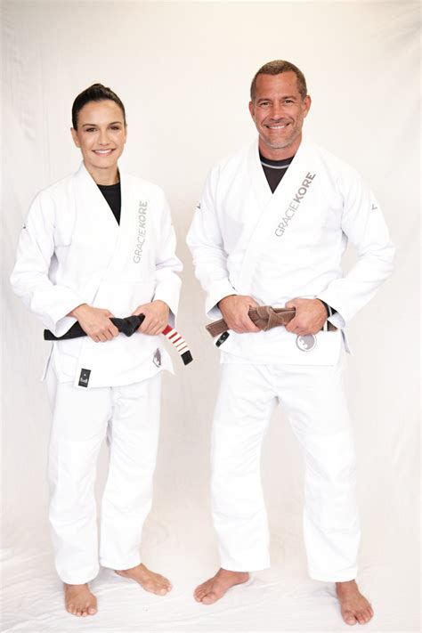 Parceiros De Vida E Treino Malvino Salvador E Kyra Gracie Trocam