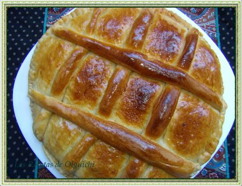 EMPANADA DE CHAMPIS SALMÓN Y GULAS THERMOMIX HACIENDO PAN CON OLGUICHI