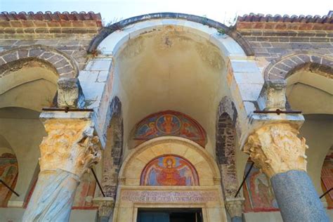 Basilica Di Sant Angelo In Formis Mondovagando