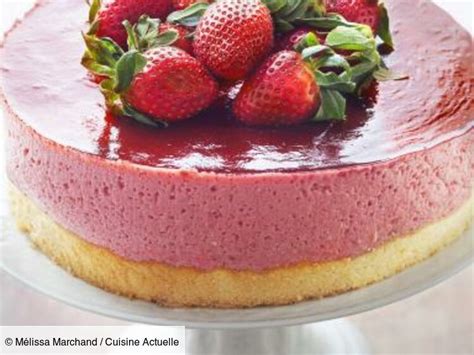 Bavarois aux fraises sur génoise découvrez les recettes de Cuisine