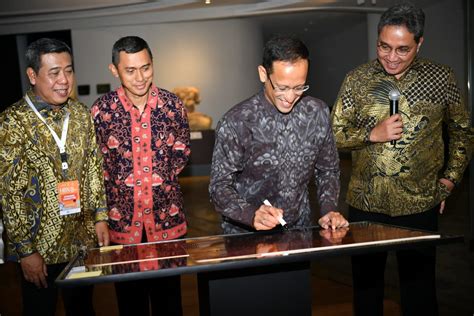 Museum Batik Indonesia Diresmikan Dalam Rangka Memperingati Hari Batik