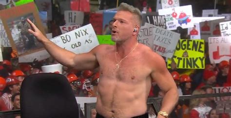 Pat Mcafee Rips Shirt Off Live On College Gameday In F Temps Leaving