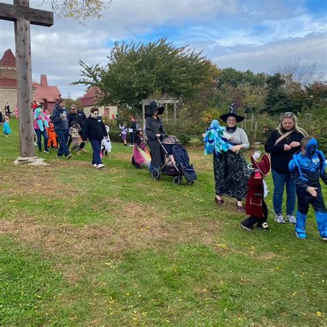 Stratford Pumpkin Festival 2023 WICC 600AM 107 3FM