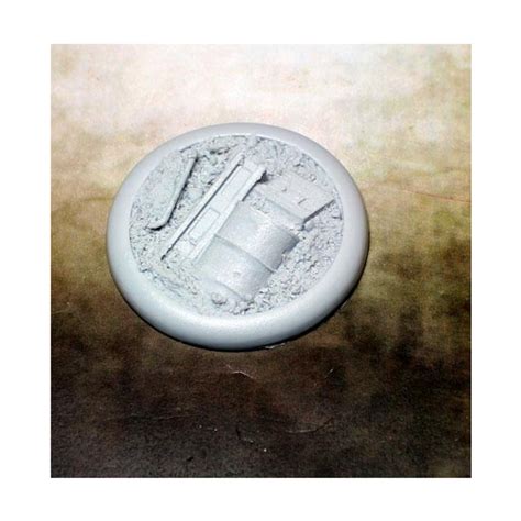 Secret Weapon Miniatures 50mm Round Lip Base #1 - Scrap Yard New