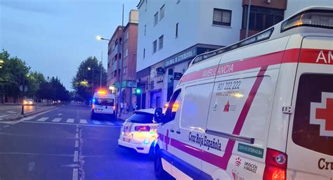 Un Joven Hospitalizado Tras Sufrir Una Colisión Entre Un Coche Y Una