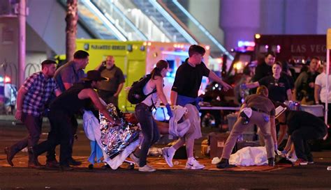 Tiroteo en Las Vegas sube a 59 el número de muertos y hay más de 500