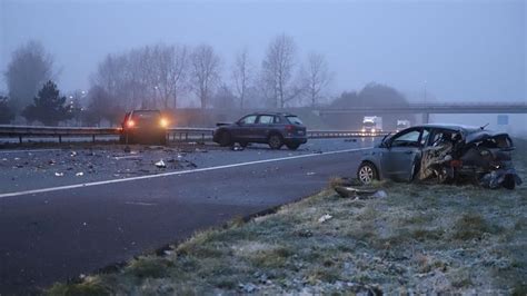 Snelweg A15 Weer Open Bij Dodewaard Veroorzaker Ongeluk Nog Op De Vlucht