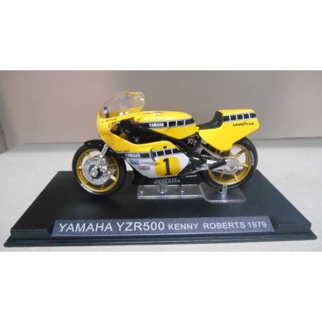 Yamaha Yzr Kenny Roberts Moto Bike Altaya Ixo Bcn Stock