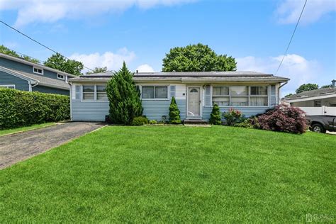 68 Cedar Ter Parlin Nj 08859 Zillow