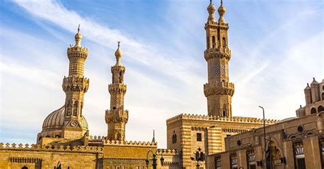 Al-Azhar Mosque in Cairo: A Tourist's Guide | Egypt Uncovered Travel