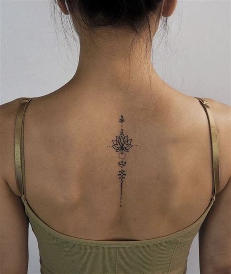 Pin On Guardado R Pido Body Tattoos Spine Tattoos For Women Neck