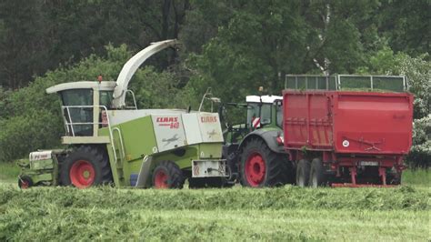 CLAAS JAGUAR 840 am Gras häckseln Abfahrer FENDT 720 826 JOHN