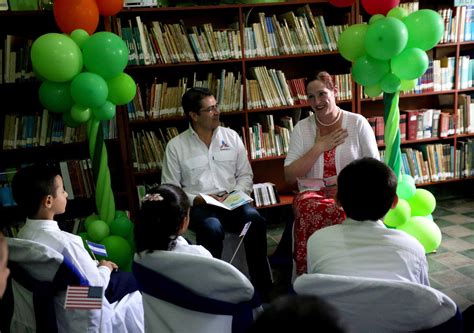 USAID lanza programa de educación que beneficiará a 700,000 niños de