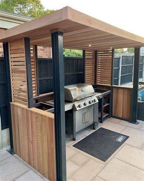 The Best Outdoor Kitchen Setups For Backyard Entertaining