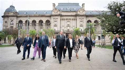 La Provincia De Santa Fe Conmemoró El 213° Aniversario De La Revolución