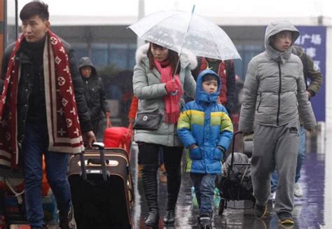 全国大范围雨雪降温，沪昆、京沪高铁受影响多趟列车晚点浦江头条澎湃新闻 The Paper