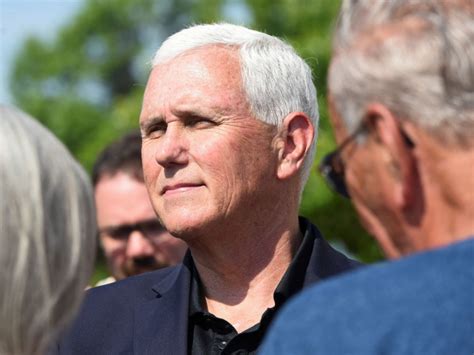 USA Pence officialise sa candidature à la primaire