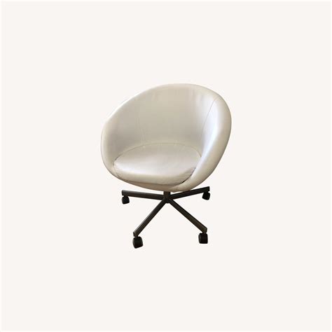IKEA SKRUVSTA Swivel Chair - AptDeco