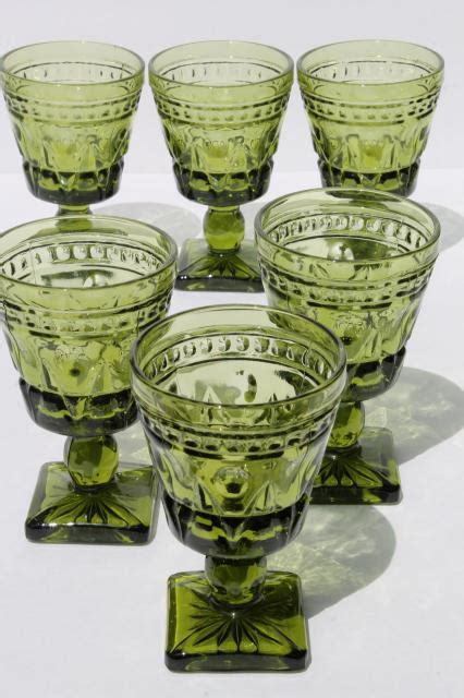 Colony Park Lane Vintage Avocado Green Glass Goblets 70s Retro Glassware Set