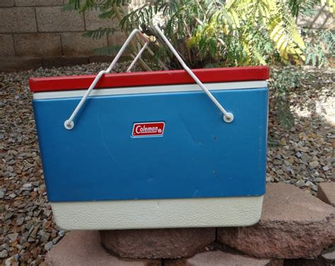 Retro Vintage Coleman Cooler Red White and Blue Very Patriotic Rare ...