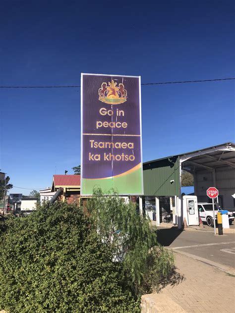 Lesotho border - Expat Hikers