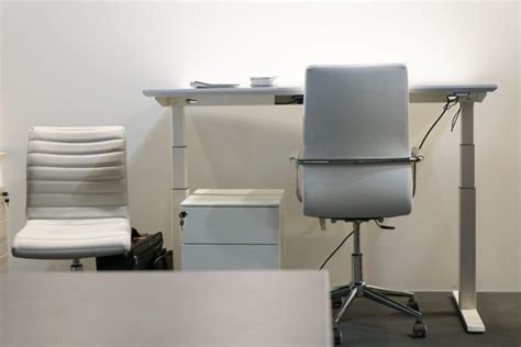 Make Your Workplace More Appealing with These Office Furniture Ideas