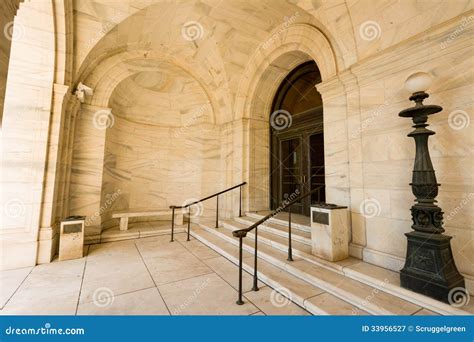 Minnesota Capital stock image. Image of government, flower - 33956527