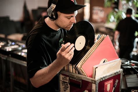 Dj Shadow Reissuing Endtroducing In 25th Anniversary Edition