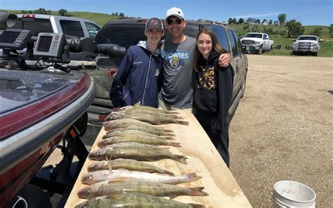 Lake Sakakawea Walleye Fishing Report 6-27-18 - Mike Peluso Outdoors