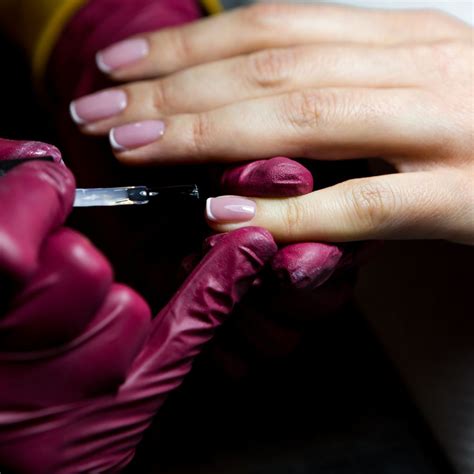 How To Become A Nail Technician In