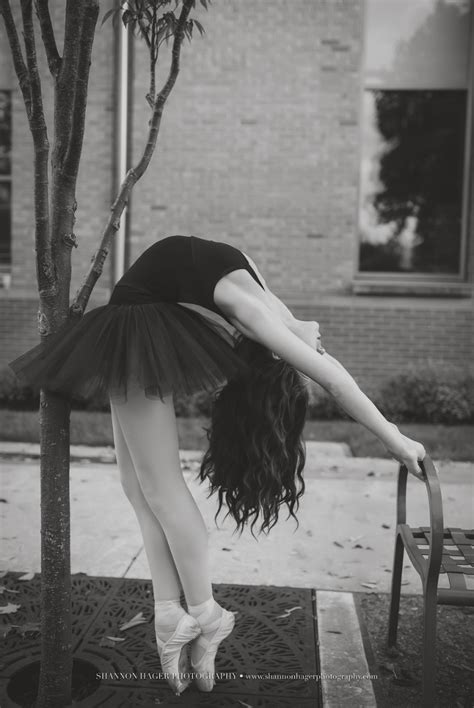 Black & White Urban Ballet Photos | Portland Dance Photographer