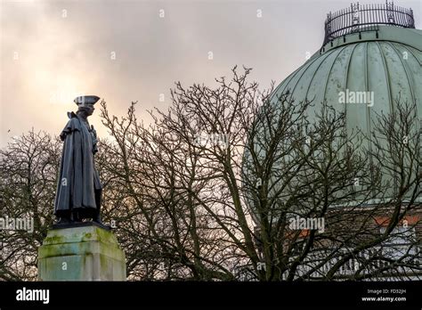 Evening view of Greenwich Observatory at Greenwich park, London Stock ...