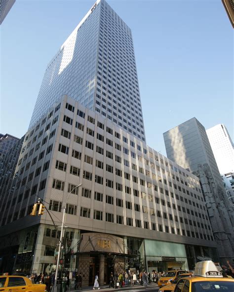 Park Avenue Kushner Rachaelj Macfarlane