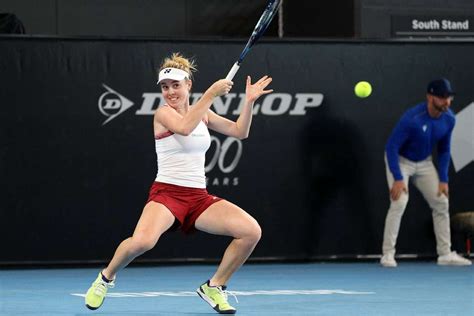 Noskova Stuns Jabeur In Adelaide To Set Up Sabalenka Showdown Gauff