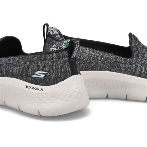 Skechers Women S Go Walk Flex Slip On Sneaker Softmoc