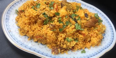 Memoni Akni / Akhni - Mutton With Rice - Tasted Recipes