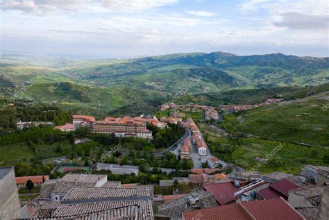 Troina Es Una Localidad Italiana De La Provincia De Enna Sicilia